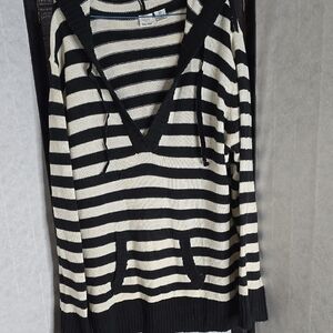 Black and White Striped Women's Sweater